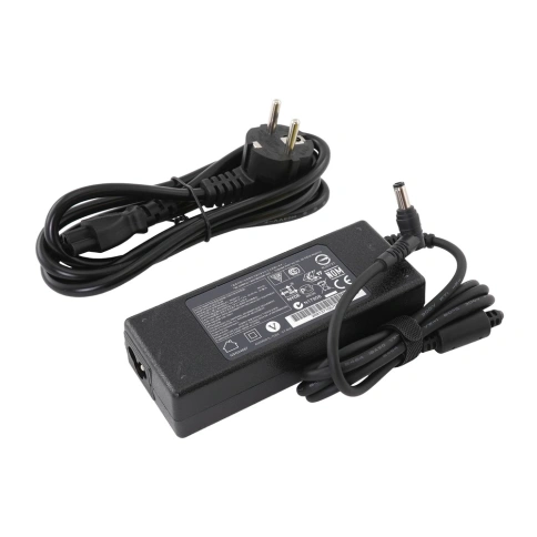 Зарядка для ноутбука Toshiba 19V 3.95A (75W) 5.5x2.5мм фото 1